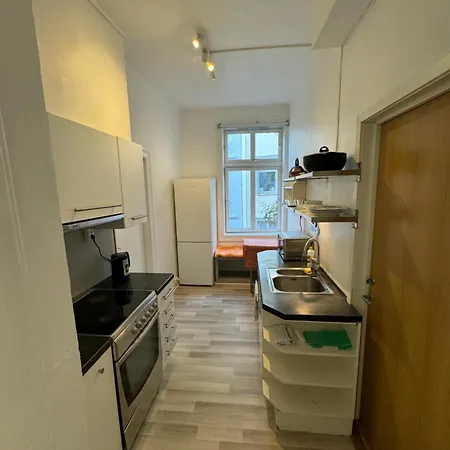 Privat overnatting In The City Center! *