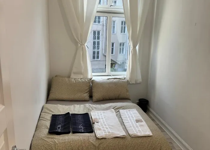 Privat overnatting In The City Center! *